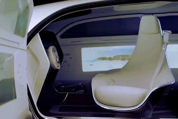 The revolving passenger seats