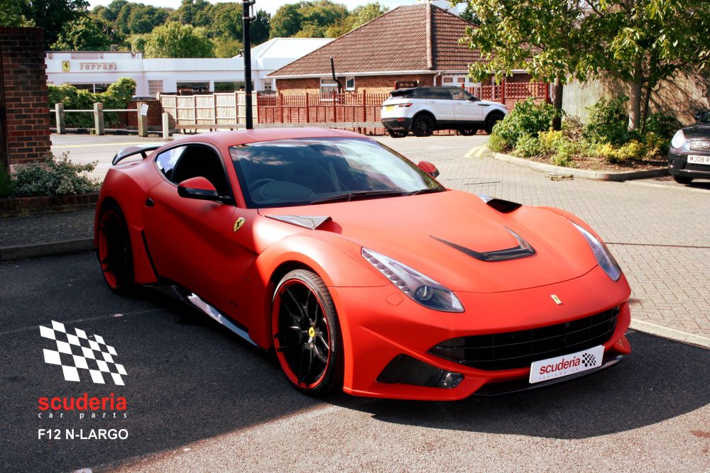 ferrarif12nlargo