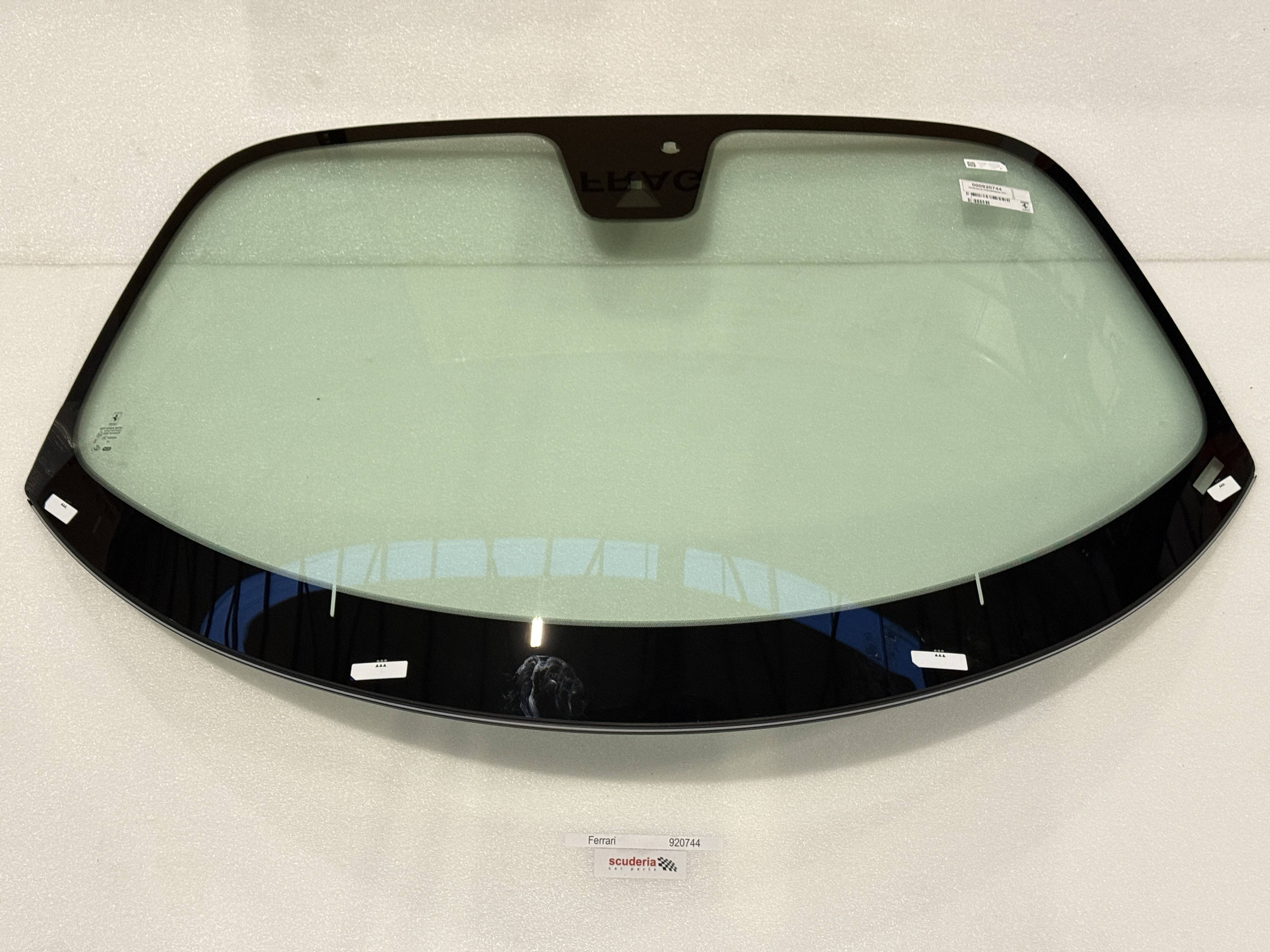 920744 Ferrari SF90 WINDSCREEN SF90