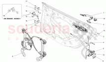 REAR DOORS: MECHANISMS (Not available with: CENTRALIZED ELECTRICAL LOCKING)