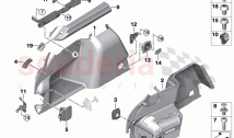 Lateral trunk floor trim panel