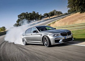 M5 (F90)