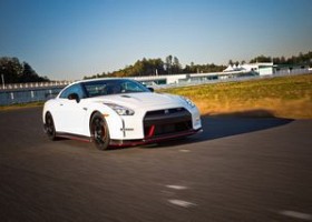 GT-R (R35)