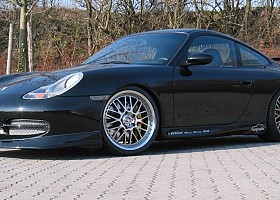911 (996)