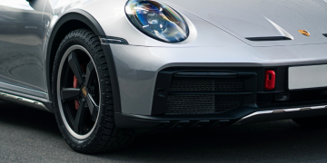 15 Best Winter Performance Cars for the Ice and Snow Logo