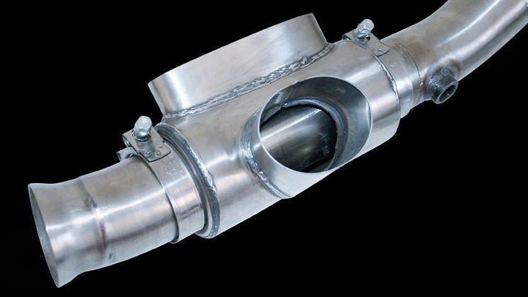 Photo of Cargraphic Sport Catalyser Set for the Porsche 993 GT/Turbo/Turbo S - Image 3
