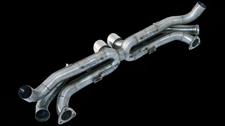 Photo of Cargraphic Tailpipes Center Outlet - 997 GT3 Look for the Porsche 997 (Mk II) Carrera - Image 4