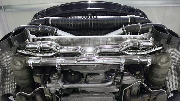 Photo of Cargraphic Rear Silencer Replacement X for the Porsche 991.1/2 Turbo/Turbo S - Image 5