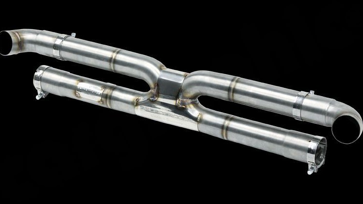 Photo of Cargraphic Rear Silencer Replacement X for the Porsche 997 (Mk II) Turbo/GT2/GT2 RS - Image 2