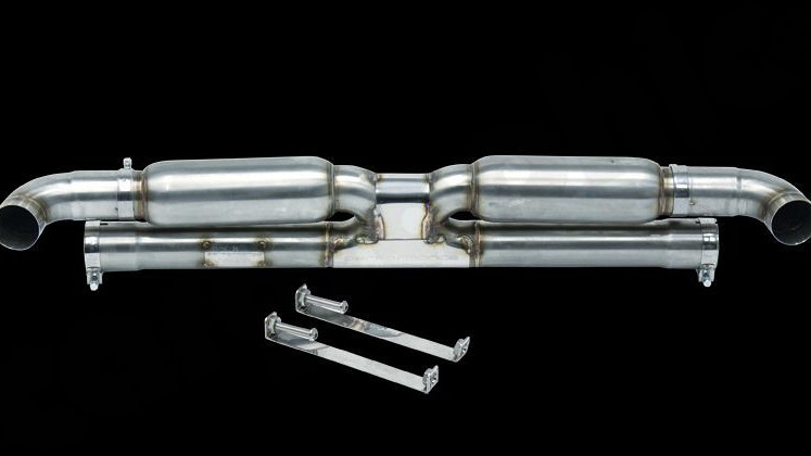 Photo of Cargraphic Rear Silencer Replacement X for the Porsche 997 (Mk II) Turbo/GT2/GT2 RS - Image 5