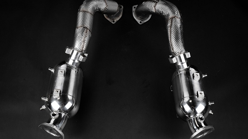 Photo of Capristo Rear Silencer and 250-Cell Sport Cats with Headers for the Porsche 718 Cayman GT4 - Image 3