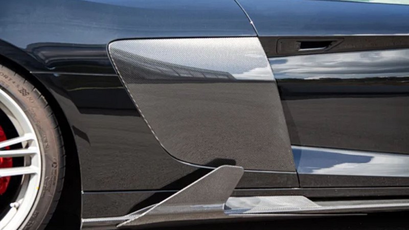 Photo of Capristo Carbon Side Fins for the Audi R8 Gen 2 Facelift V10 Type 4S (2020+) - Image 2