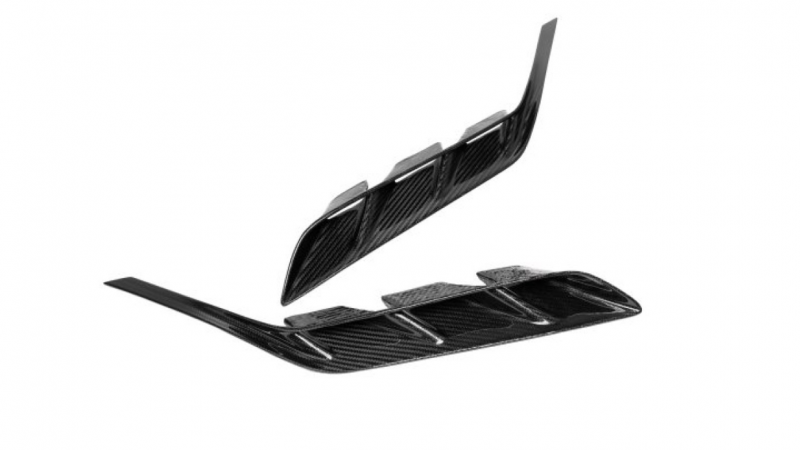 Photo of Novitec Rear Bumper Side Cover for the Lamborghini Urus Performante - Image 1