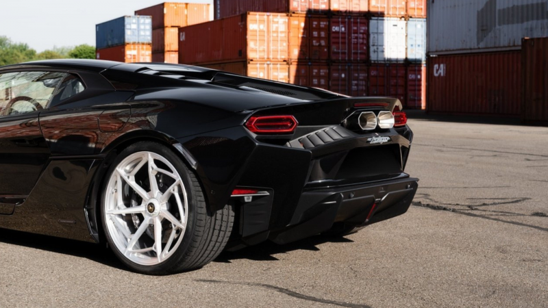 Photo of Novitec Stainless Steel Tailpipes (Set) for the Lamborghini Temerario - Image 2
