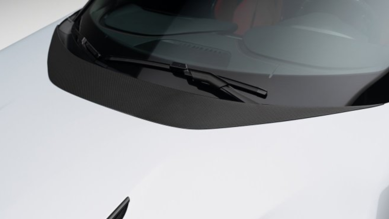 Photo of Novitec Carbon Fibre Engine Bonnet Insert for the Ferrari 12Cilindri Coupe/Spider - Image 1