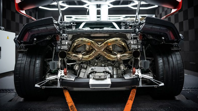 Photo of Capristo Valved X-Pipe Sport Exhaust for the Lamborghini Huracan EVO/EVO RWD LP640 - Image 4
