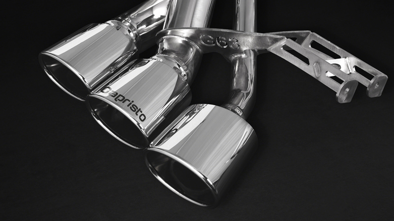 Photo of Capristo Three Tailpipe Exhaust System for the Mercedes Benz G63 AMG (W463) - Image 2