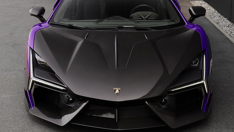 Photo of Novitec Carbon Fibre Trunk/Bonnet Lid for the Lamborghini Revuelto - Image 4