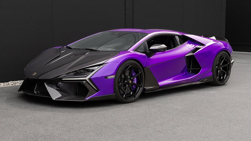 Photo of Novitec Carbon Fibre Trunk/Bonnet Lid for the Lamborghini Revuelto - Image 2