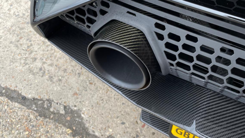 Photo of Novitec Carbon Tailpipes for the Lamborghini Huracan STO - Image 2
