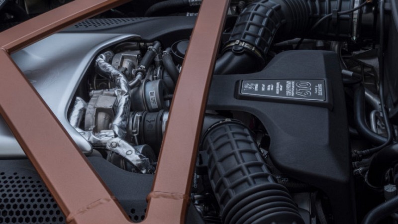 Photo of Startech PowerXtra SP610 for the Aston Martin DB11 - Image 3