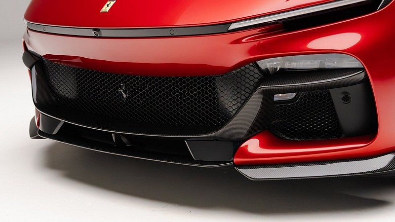 Photo of Novitec Carbon Front Bumper Attachment for the Ferrari Purosangue - Image 2