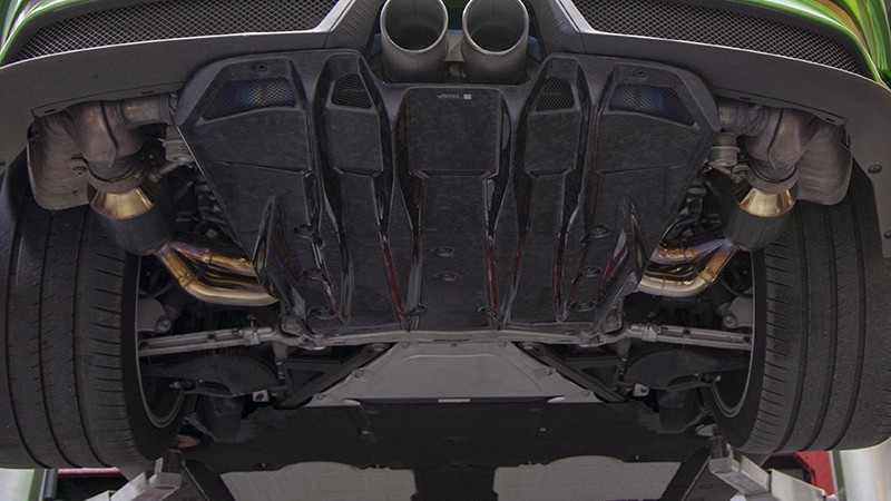 Photo of Capristo Carbon Engine Cover for the Porsche 991.2 GT3 RS - Image 2