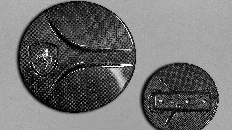 Photo of Capristo Full carbon tank cap with rear bolt for the Ferrari 488 Pista/Pista Spider - Image 1