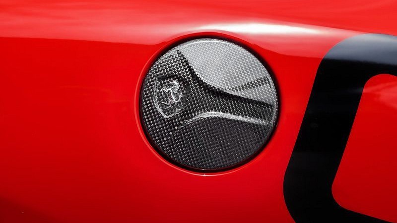 Photo of Capristo Carbon Fibre Fuel Tank Cap for the Ferrari 458 Speciale/Aperta - Image 2