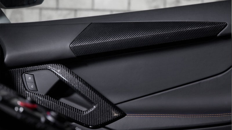 Photo of Novitec Door-covers for the Lamborghini Aventador S LP740-4 - Image 2