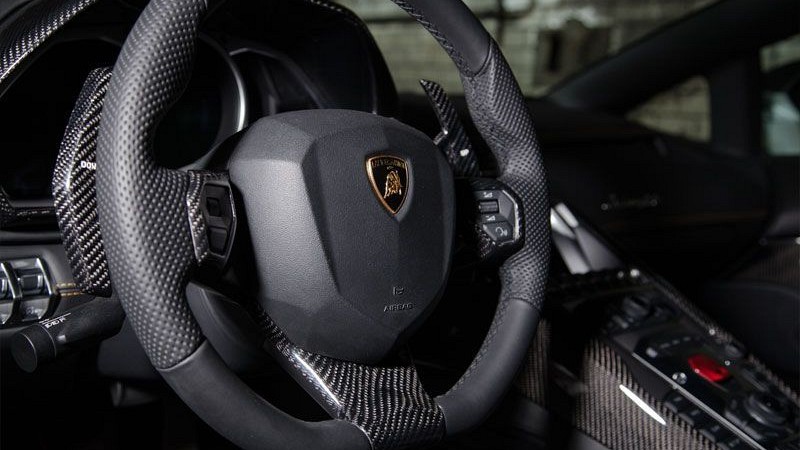Photo of Novitec Cover for Steering Wheel for the Lamborghini Aventador LP700-4/LP720-4 - Image 2