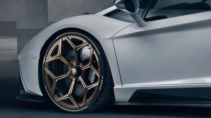 Photo of Novitec Sport Spring Set for the Lamborghini Aventador S LP740-4 - Image 2