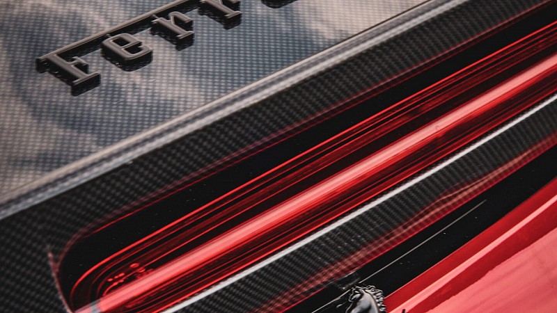 Photo of Capristo Carbon Rear Spoiler/Ducktail for the Ferrari SF90 Spider/Stradale - Image 6